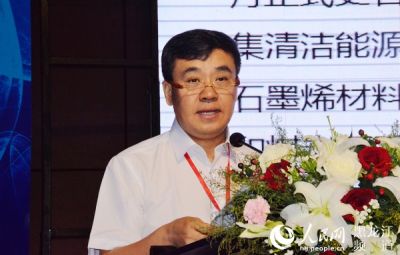 维多利亚vic003公司总裁马庆推介石墨烯产业化重点项目